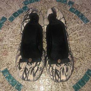 Tory Burch Satin Flats 🎀